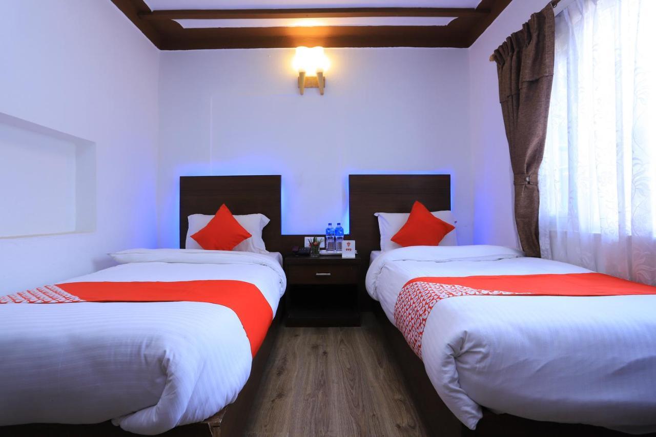 Oyo 591 Hotel Blue Moon Dharampur Luaran gambar